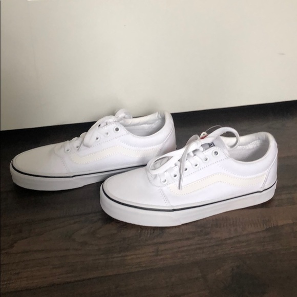 Vans Shoes - White lace up vans